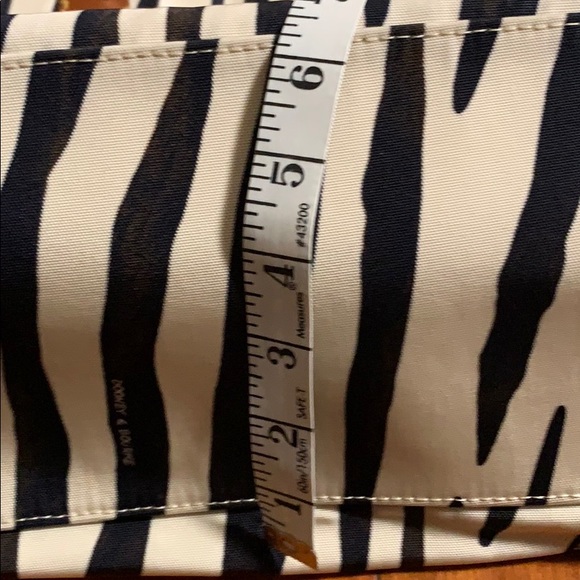 Dooney & Bourke handbag - Picture 14 of 14